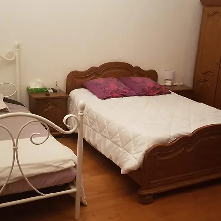 Casa de Férias Maison Auvergnate De Maitre Authentique *
